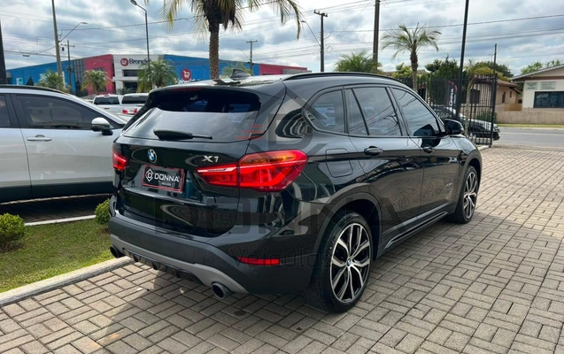 imagem-https://www.socarrao.com.br/sc-vehicle-images-prod/3454138/1787751885024-e9e83490d4704e56a7ca295154a0481e_1787751834534.jpg