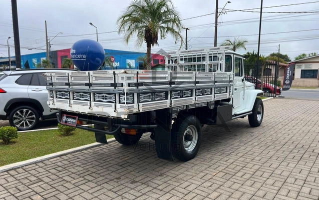 imagem-https://www.socarrao.com.br/sc-vehicle-images-prod/3454247/1787752251524-cdd54e9614d4455fa5d60c4591af8ebd_1787752135553.jpg