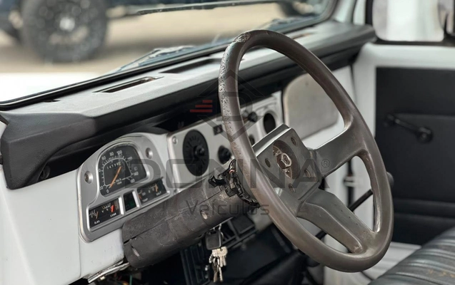 imagem-https://www.socarrao.com.br/sc-vehicle-images-prod/3454247/1787752251529-ec47f1452ce74407aed6d79c9509845f_1787752135594.jpg
