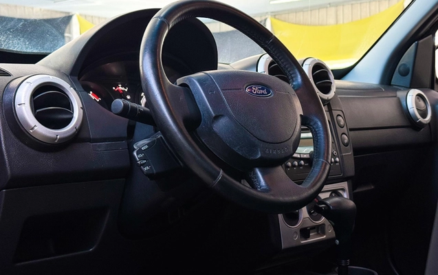 imagem-https://www.socarrao.com.br/sc-vehicle-images-prod/3454329/1787752423456-bada959b2c924d32a0b61d78c03ca6fd_1772646527135.jpg