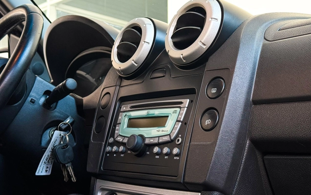 imagem-https://www.socarrao.com.br/sc-vehicle-images-prod/3454329/1787752423459-ffd77fd884e04e8c9fd793d3bb2cb6b9_1772646532514.jpg