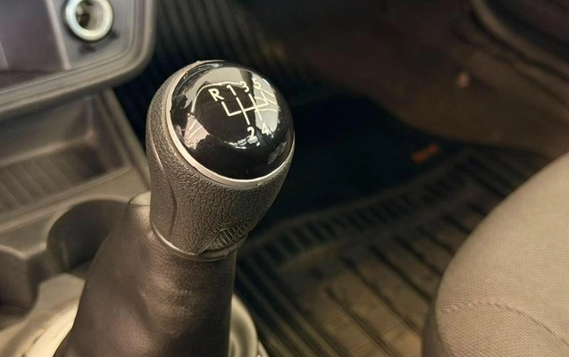 imagem-https://www.socarrao.com.br/sc-vehicle-images-prod/3454419/1789670051421-7744331_14_B_1c684ded0a.jpeg
