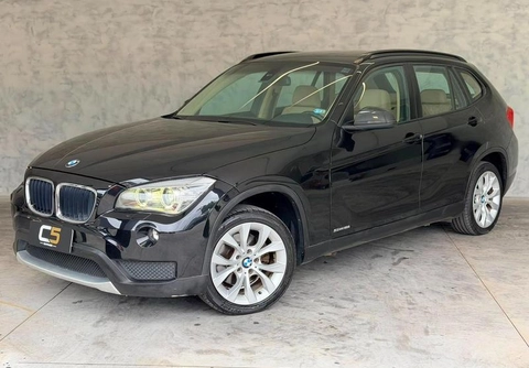 Bmw X1 2013 Preto — foto 1 de 3