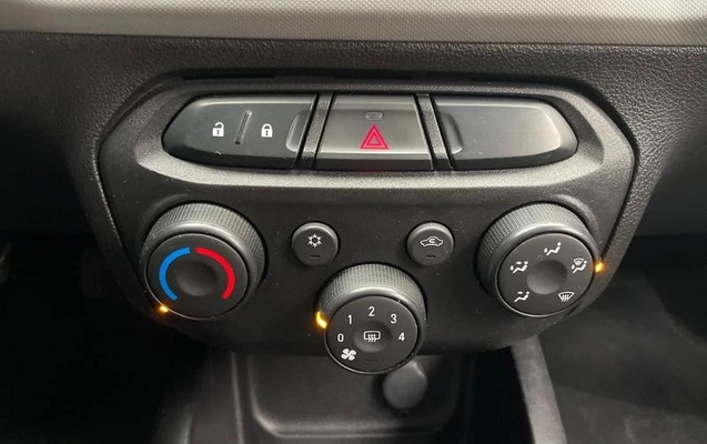 imagem-https://www.socarrao.com.br/sc-vehicle-images-prod/3454722/1787753501150-8377166_11_B_9491821136.jpeg