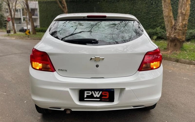 imagem-https://www.socarrao.com.br/sc-vehicle-images-prod/3454722/1787753501156-8377166_6_B_252a1924ce.jpeg
