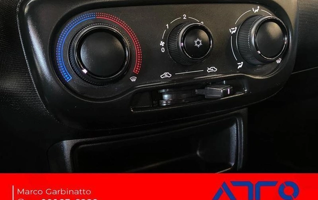 imagem-https://www.socarrao.com.br/sc-vehicle-images-prod/3454743/1787755087097-8417754_8_B_2e94b681d7.jpeg
