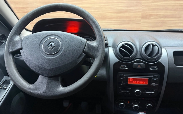 imagem-https://www.socarrao.com.br/sc-vehicle-images-prod/3454829/1787754152622-WFQiZmzjhy4leJdJbkN8u3cizc0KKMrK.jpg