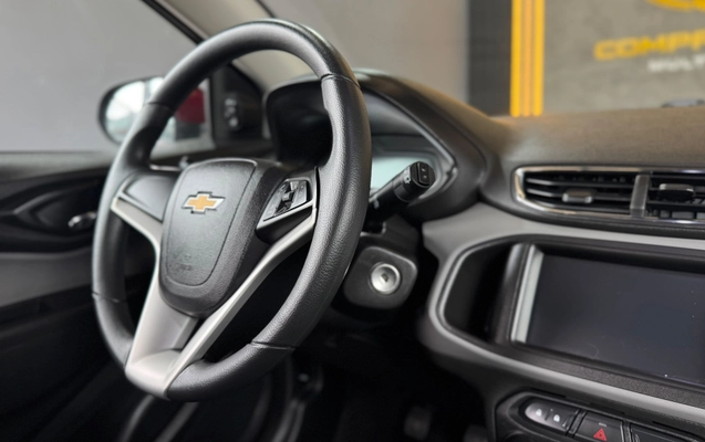 imagem-https://www.socarrao.com.br/sc-vehicle-images-prod/3454973/1787754567860-003_da8cdd11808ec330edf306a67d622499.jpeg