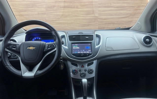 imagem-https://www.socarrao.com.br/sc-vehicle-images-prod/3454979/1787754592347-MkQUNm1hCJF7xpCHyFTAysflfoNXEAth.jpg