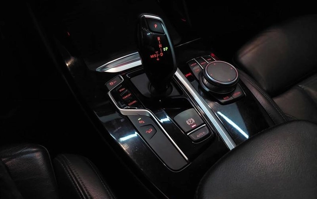imagem-https://www.socarrao.com.br/sc-vehicle-images-prod/34550/1782132192361-7187012_13_B_b3c3127d42.jpeg