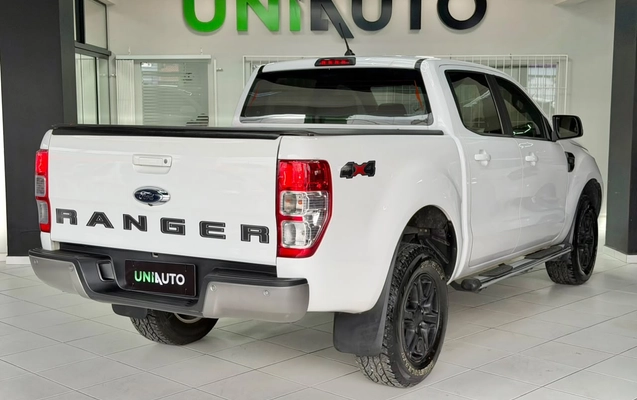 imagem-https://www.socarrao.com.br/sc-vehicle-images-prod/3455150/1787754942592-003_c8ef50879de9bdddf9764672a892533f.jpeg