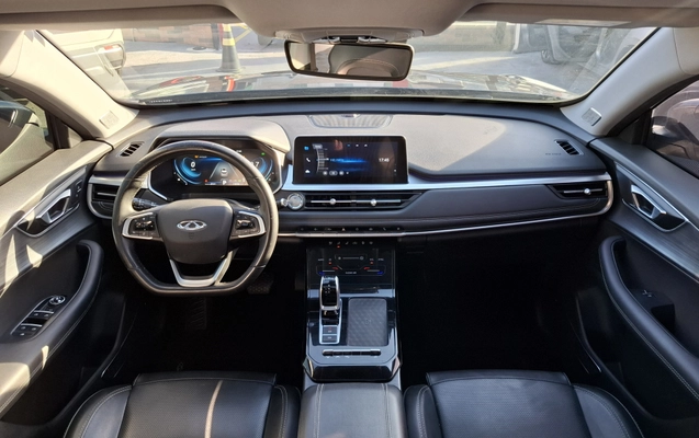 imagem-https://www.socarrao.com.br/sc-vehicle-images-prod/3455171/1787755119582-003_bba4fbcecc8f5a119963a6451b424de3.jpg