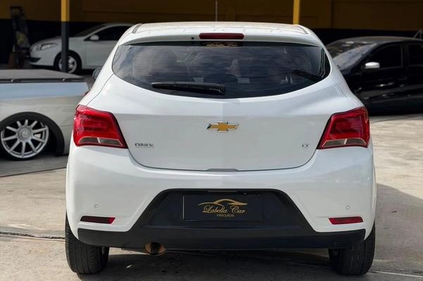 imagem-https://www.socarrao.com.br/sc-vehicle-images-prod/3455182/1787755149112-8418125_7_B_1e33755275.jpeg