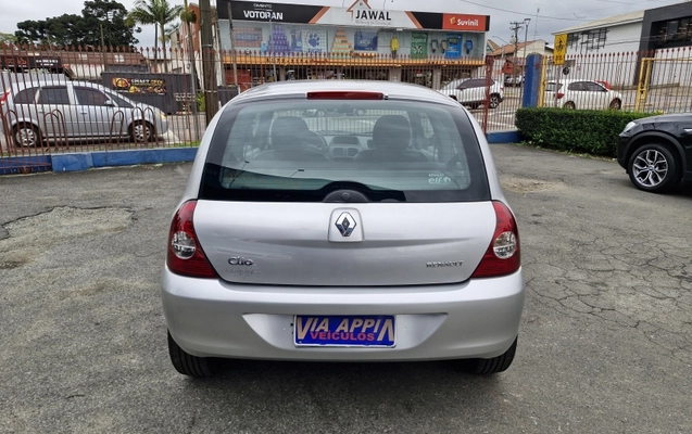 imagem-https://www.socarrao.com.br/sc-vehicle-images-prod/3455209/1789762478187-qA42r5SuFLbBwuZxkRlT0FkDF5XTcK7E.jpg