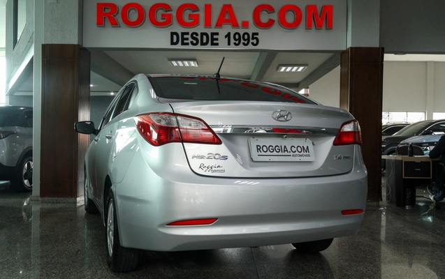 imagem-https://www.socarrao.com.br/sc-vehicle-images-prod/3455221/1787755428958-b4632f54-31b7-49e9-873b-060c483a3b73.jpg