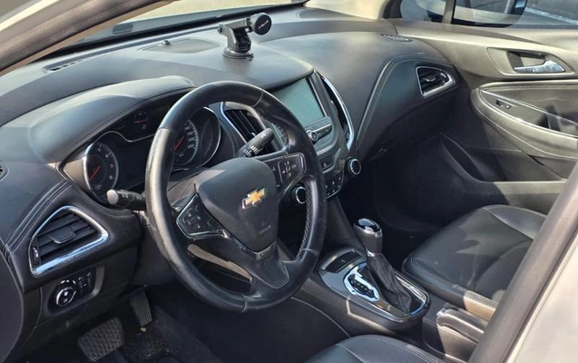 imagem-https://www.socarrao.com.br/sc-vehicle-images-prod/3455249/1789054966208-8399368_7_B_23987785ac.jpeg