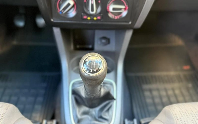 imagem-https://www.socarrao.com.br/sc-vehicle-images-prod/3455254/1789214084527-8418241_12_B_4d64095c98.jpeg