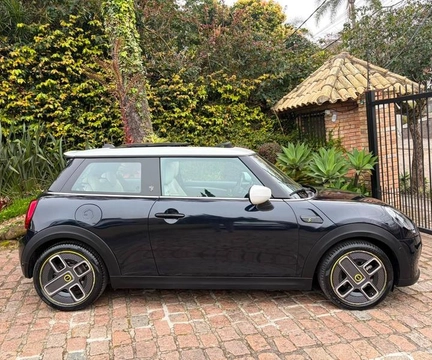 Mini COOPER SE 3p (Elétrico) 2024 Preto — foto 1 de 3