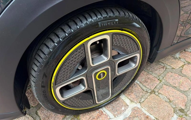 imagem-https://www.socarrao.com.br/sc-vehicle-images-prod/3455265/1787844417645-8406577_1_B_929676fd87.jpeg