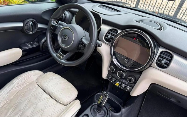 imagem-https://www.socarrao.com.br/sc-vehicle-images-prod/3455265/1787844417645-8406577_3_B_cdebcdbb41.jpeg