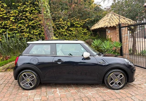 Mini COOPER SE 3p (Elétrico) 2024 Preto — foto 1 de 3