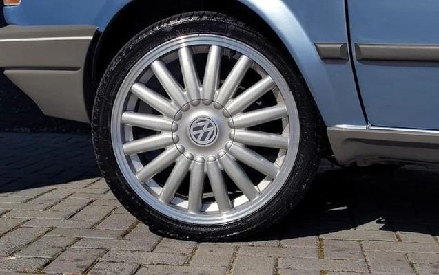 imagem-https://www.socarrao.com.br/sc-vehicle-images-prod/3455307/1787840954067-8418402_1_B_303dcd0dcf.jpeg