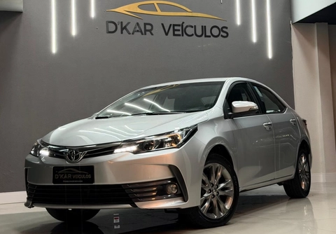 Toyota Corolla 2019 Prata — foto 1 de 3