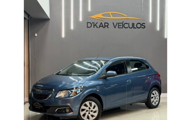 imagem-https://www.socarrao.com.br/sc-vehicle-images-prod/3455325/1787757299805-13_080014.jpg