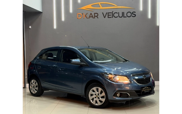 imagem-https://www.socarrao.com.br/sc-vehicle-images-prod/3455325/1787757299808-2_080014.jpg