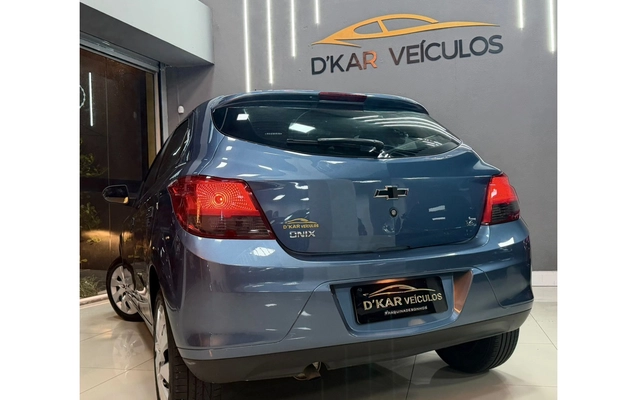 imagem-https://www.socarrao.com.br/sc-vehicle-images-prod/3455325/1787757299815-7_080014.jpg