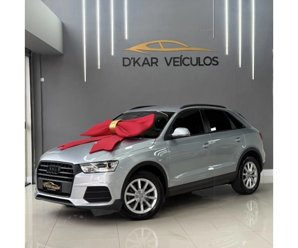 Audi Q3 2017 Prata — foto 1 de 3