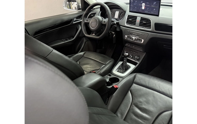 imagem-https://www.socarrao.com.br/sc-vehicle-images-prod/3455336/1787757312757-1_051743.jpg