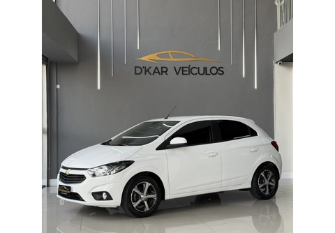 Chevrolet Onix 2019 Branco — foto 1 de 3