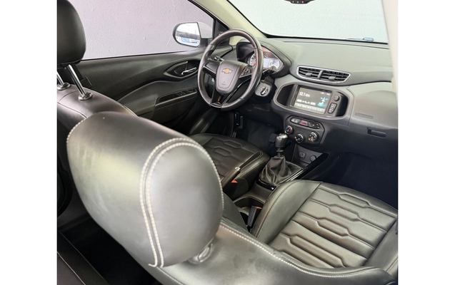 imagem-https://www.socarrao.com.br/sc-vehicle-images-prod/3455340/1787757316543-1_110924.jpg