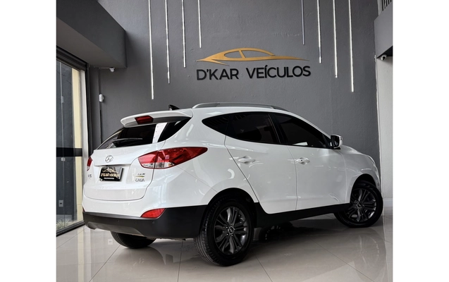 imagem-https://www.socarrao.com.br/sc-vehicle-images-prod/3455353/1787757328810-1_035458.jpg