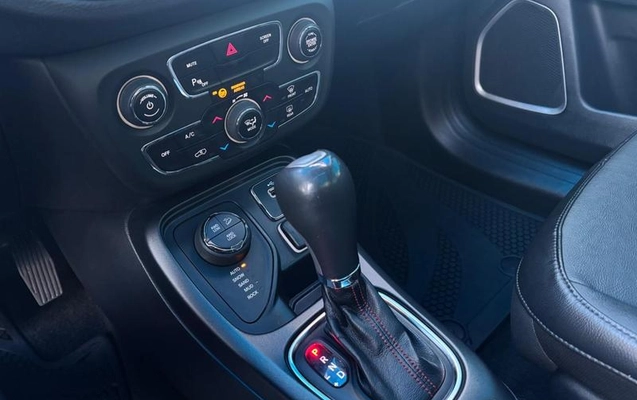imagem-https://www.socarrao.com.br/sc-vehicle-images-prod/3455357/1787862289851-8398656_13_B_fcd792813c.jpeg
