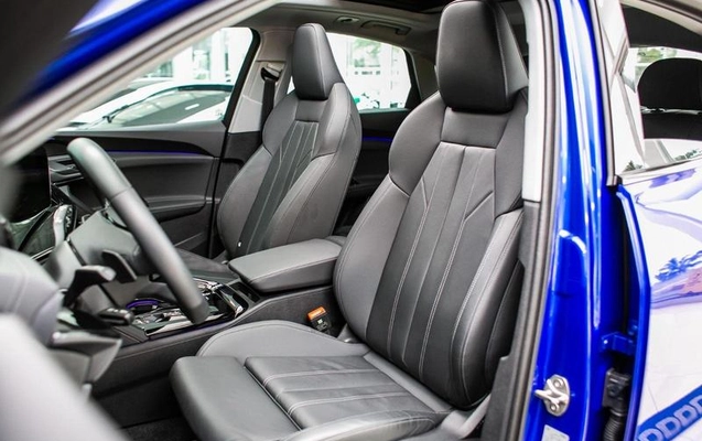 imagem-https://www.socarrao.com.br/sc-vehicle-images-prod/3455359/1789588480043-8393621_16_B_1df1a97588.jpeg