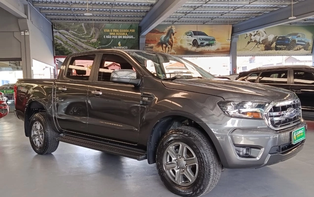 imagem-https://www.socarrao.com.br/sc-vehicle-images-prod/3455362/1787924908764-ywDKktsqWOFt0CKt3HH7xdhlcuCRYDye.jpg
