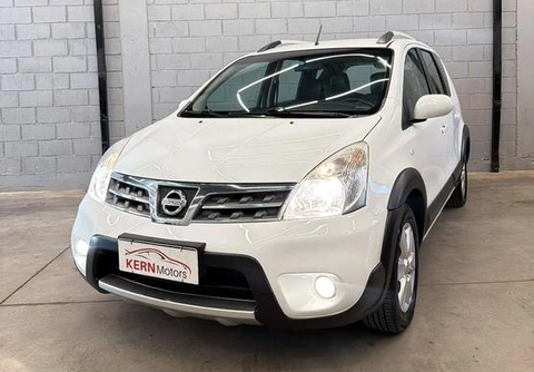 Nissan LIVINA 2014 Branco — foto 1 de 3