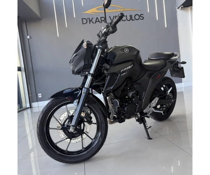 YAMAHA FZ25 250 FAZER CONNECTED 2023 Preto — foto 1 de 3