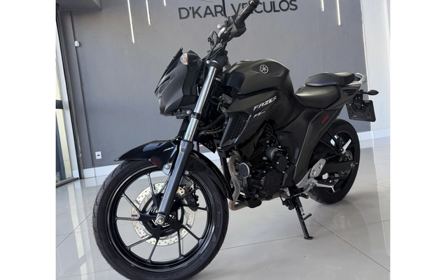 imagem-https://www.socarrao.com.br/sc-vehicle-images-prod/3455394/1787757976639-1_032639.jpg