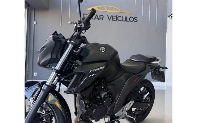 imagem-https://www.socarrao.com.br/sc-vehicle-images-prod/3455394/1787757976640-1_032636.jpg