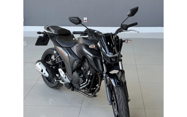 imagem-https://www.socarrao.com.br/sc-vehicle-images-prod/3455394/1787757976640-1_032648.jpg