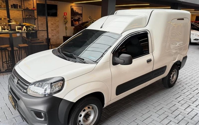 imagem-https://www.socarrao.com.br/sc-vehicle-images-prod/3455496/1789045621131-8416539_16_B_dce81050a1.jpeg