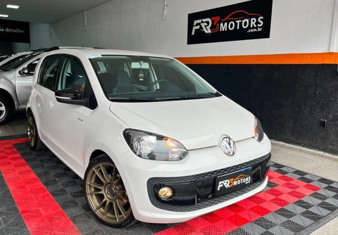 Volkswagen Up! 2017 Branco — foto 1 de 3