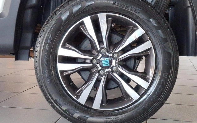 imagem-https://www.socarrao.com.br/sc-vehicle-images-prod/3455506/1789565733515-8412612_13_B_b53842eacb.jpeg