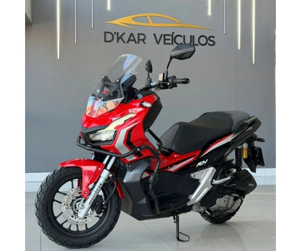 Honda ADV 160 2023 Vermelho — foto 1 de 3