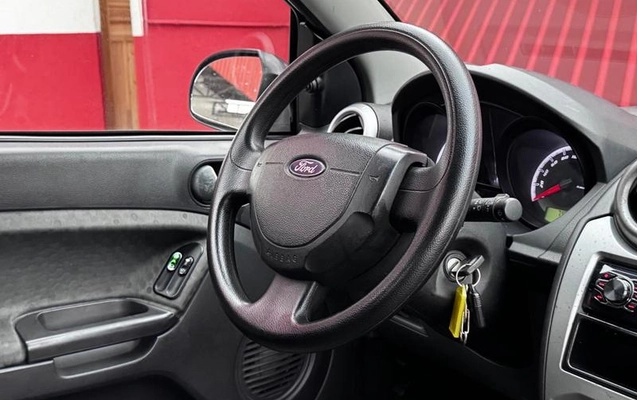 imagem-https://www.socarrao.com.br/sc-vehicle-images-prod/3455521/1788191971671-8405450_8_B_a6700b32a2.jpeg