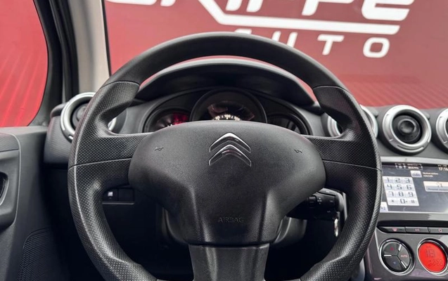 imagem-https://www.socarrao.com.br/sc-vehicle-images-prod/3455526/1788191948636-8406801_8_B_2a6660656f.jpeg