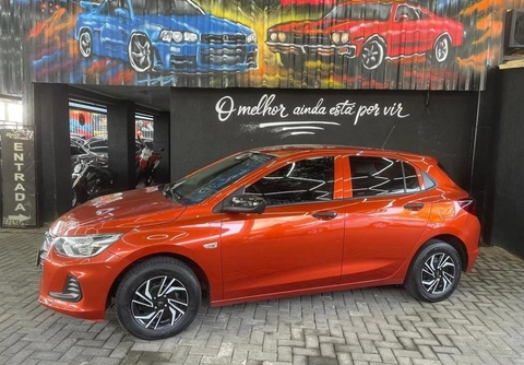 Chevrolet Onix 2020 Laranja — foto 1 de 3